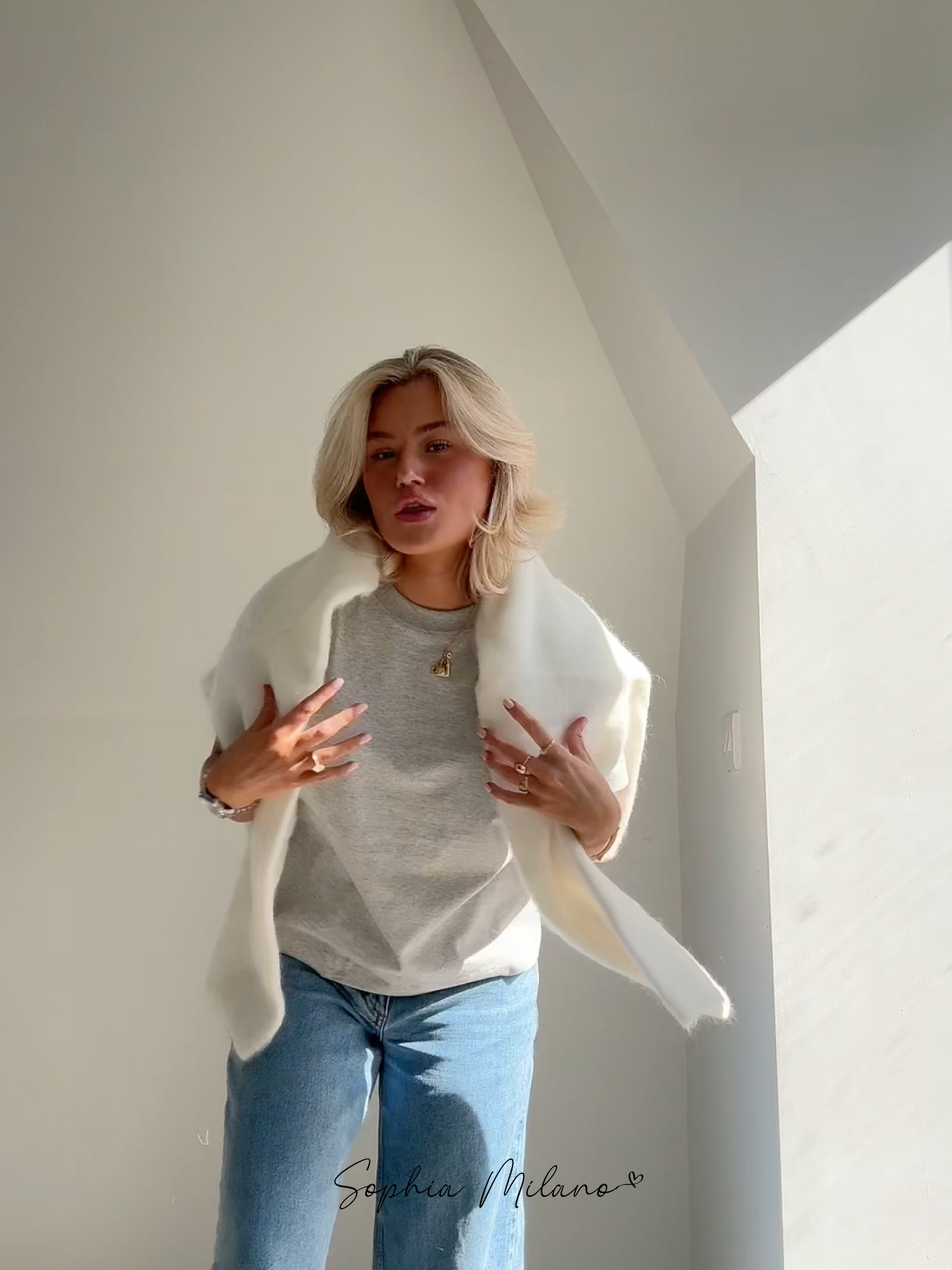 Mira | Populaire Crewneck Trui